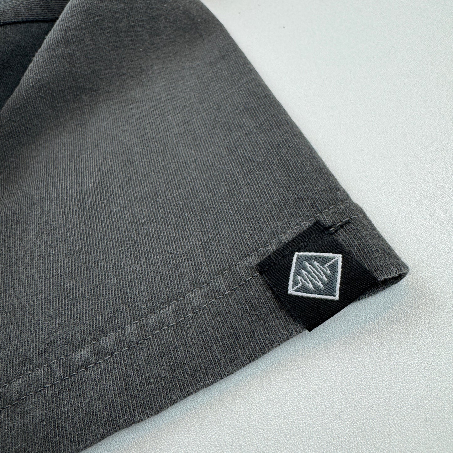 PIGMENT LOGO T-SHIRT