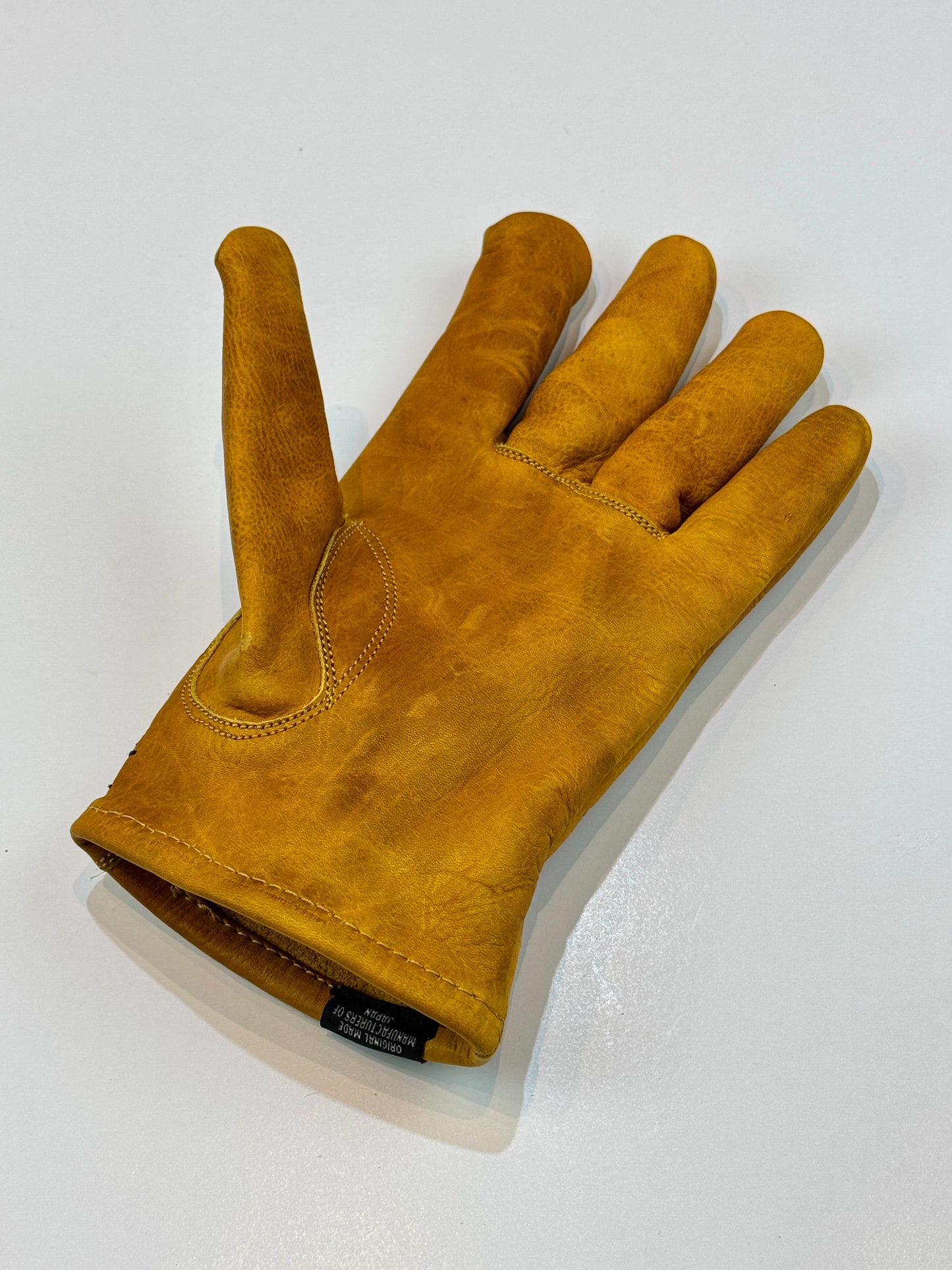 PULL-UP LEATHER GLOVE