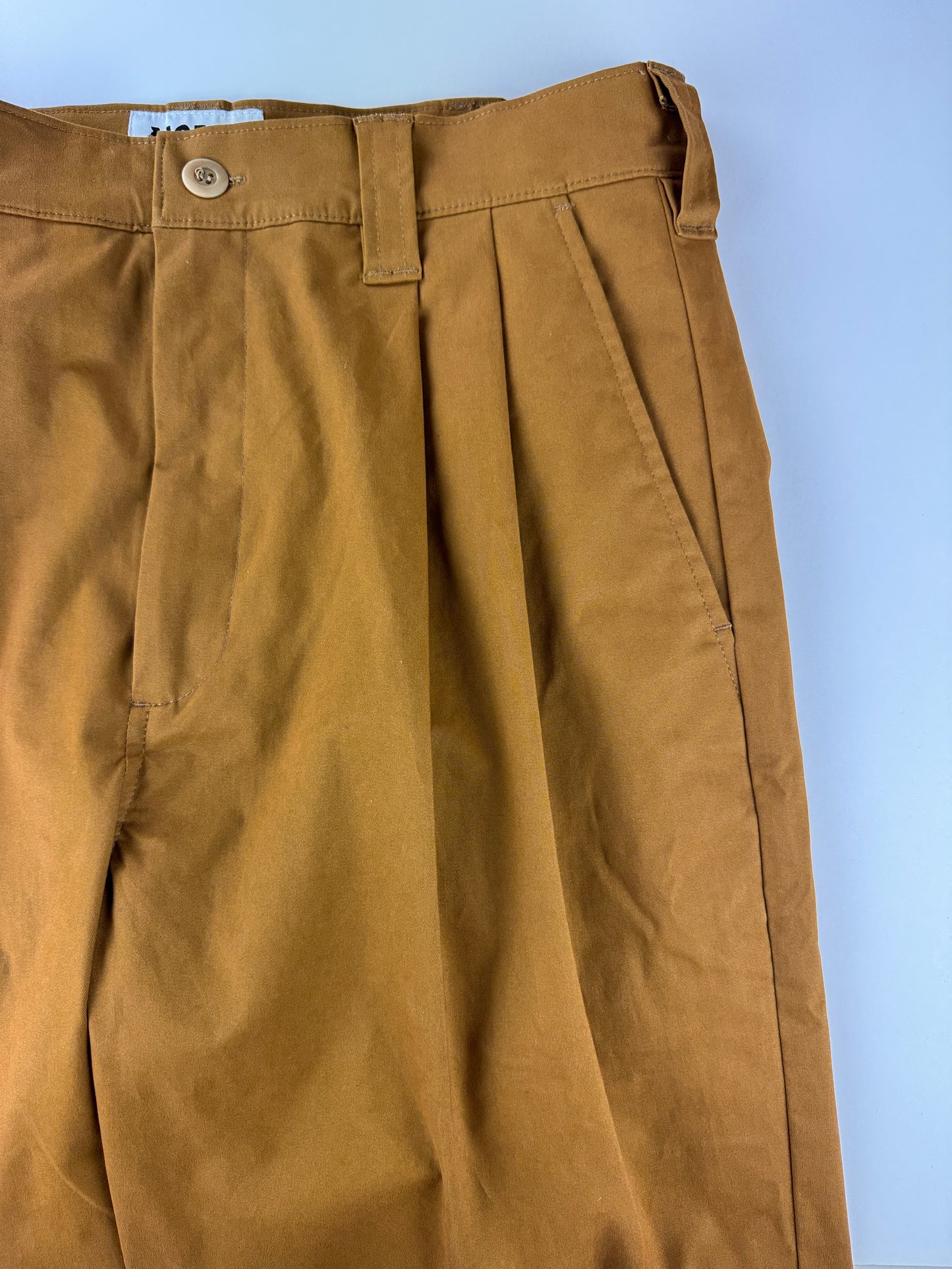 TWO-TUCK WIDE PANTS