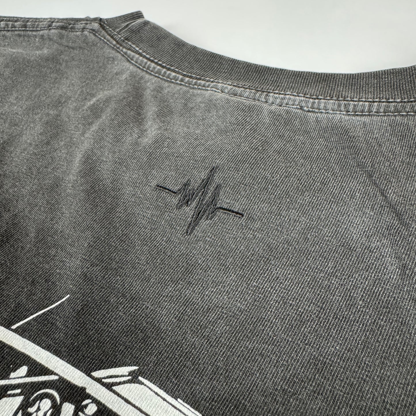 NEON LOGO T-SHIRT